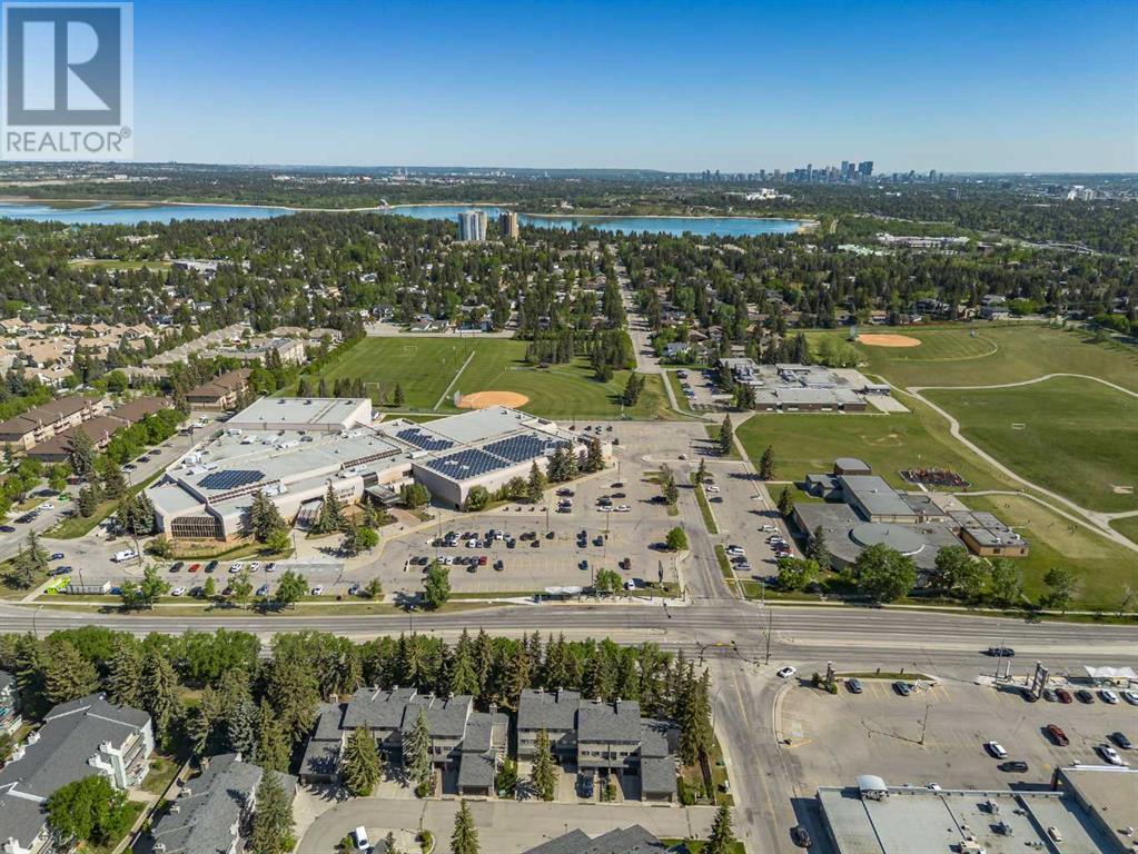 Single Family House for Sale in    Street SW Braeside Calgary 