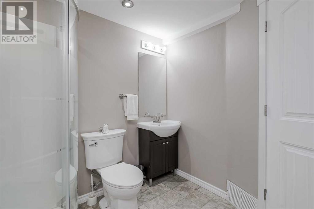 Single Family House for Sale in    Street SW Braeside Calgary 