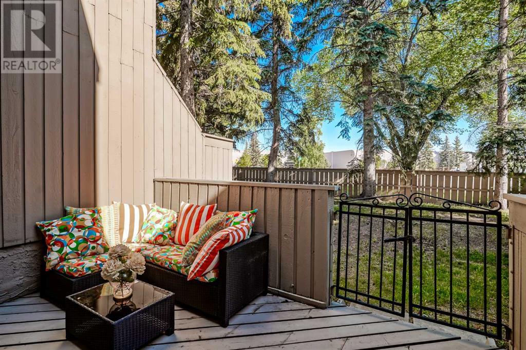 Single Family House for Sale in    Street SW Braeside Calgary 