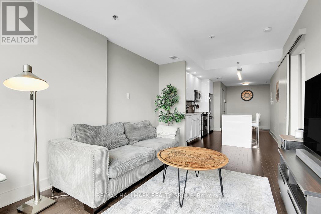 Photo 40 of 804 108 Richmond Road, Ottawa ON