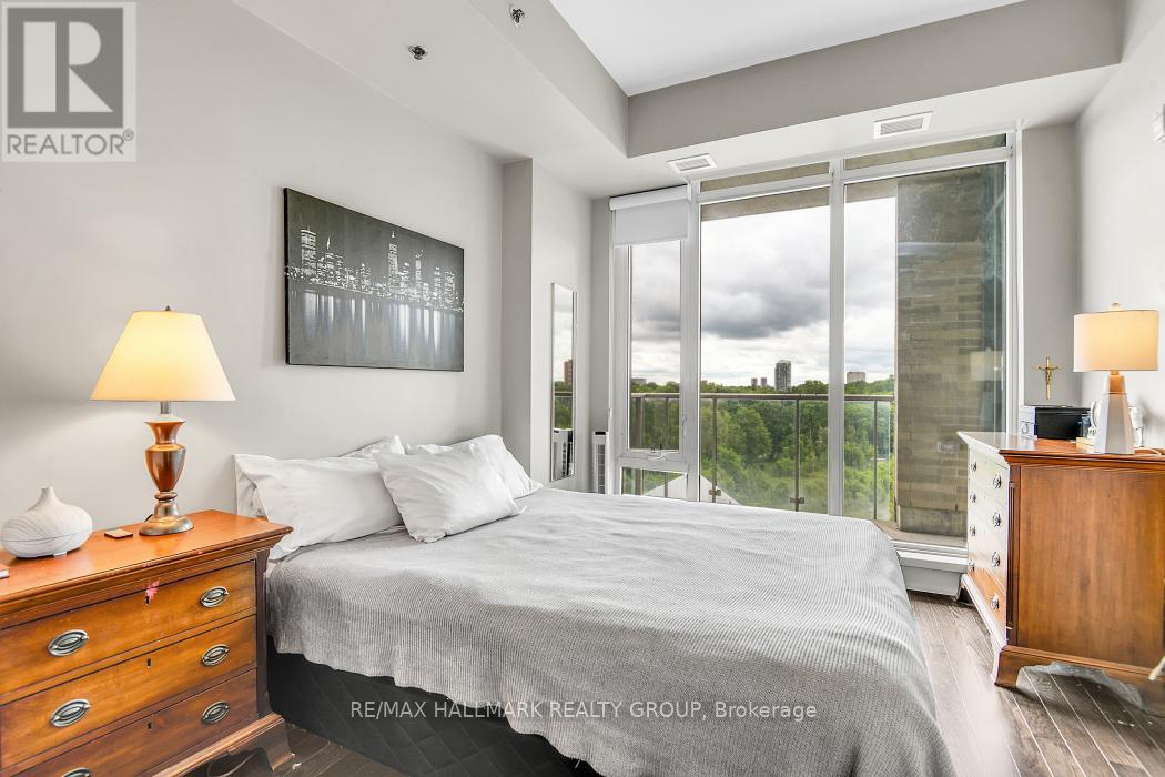 Photo 5 of 804 108 Richmond Road, Ottawa ON