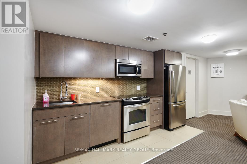Photo 43 of 804 108 Richmond Road, Ottawa ON