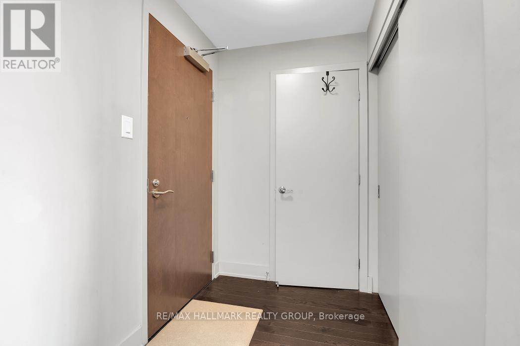 Photo 24 of 804 108 Richmond Road, Ottawa ON