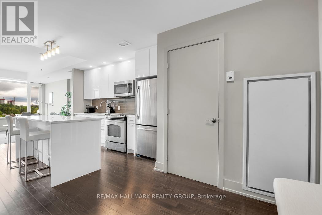 Photo 37 of 804 108 Richmond Road, Ottawa ON