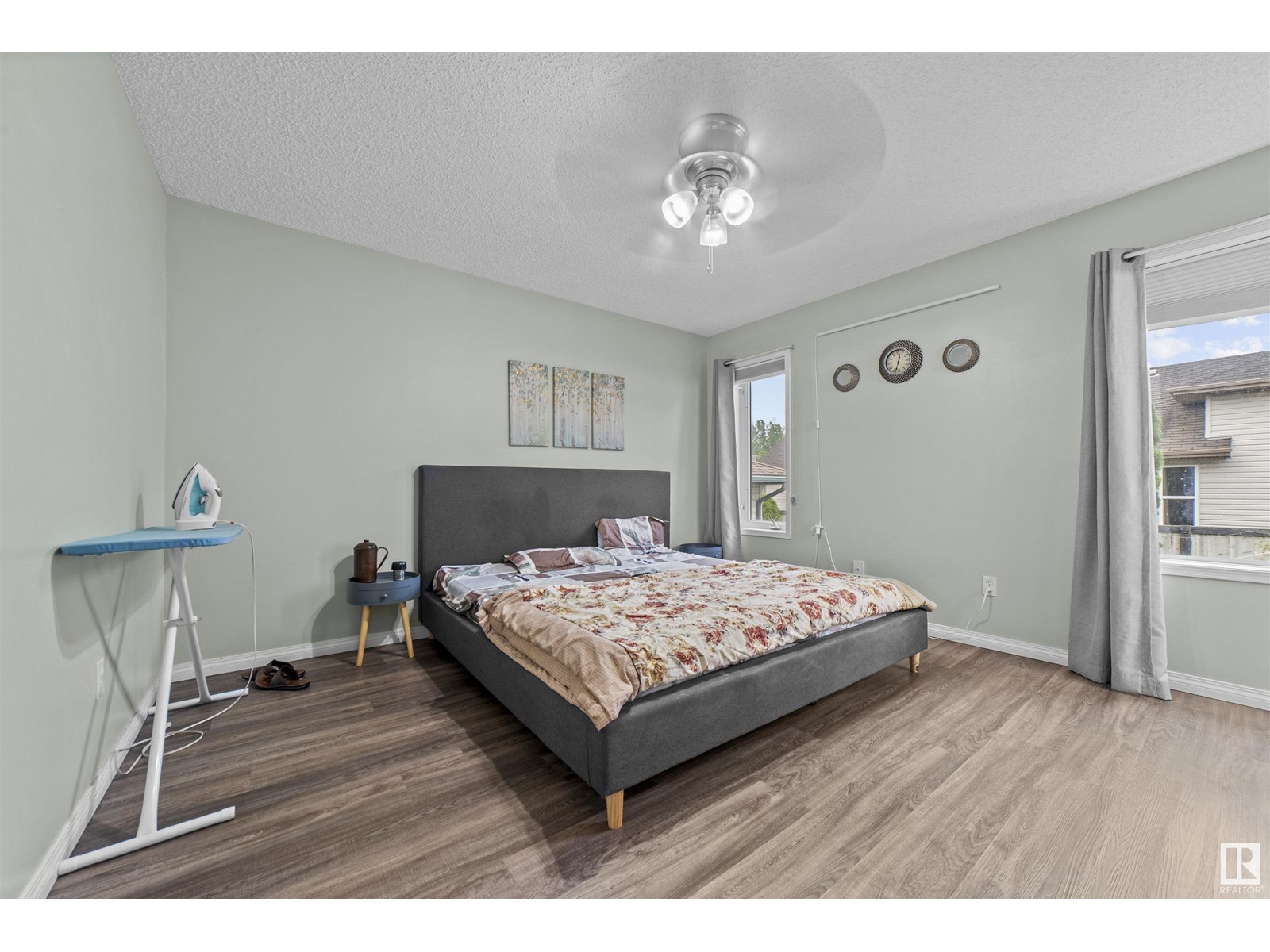 Photo 16 of 4119 29 St Nw, Edmonton AB