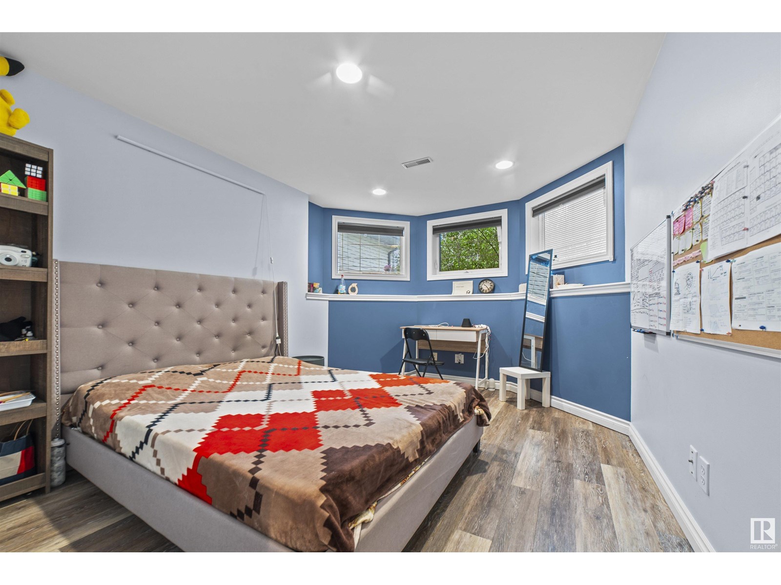Photo 34 of 4119 29 St Nw, Edmonton AB
