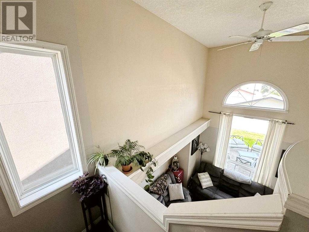 Single Family House for Sale in  Saddlebrook Gardens NE Saddle Ridge Calgary 
