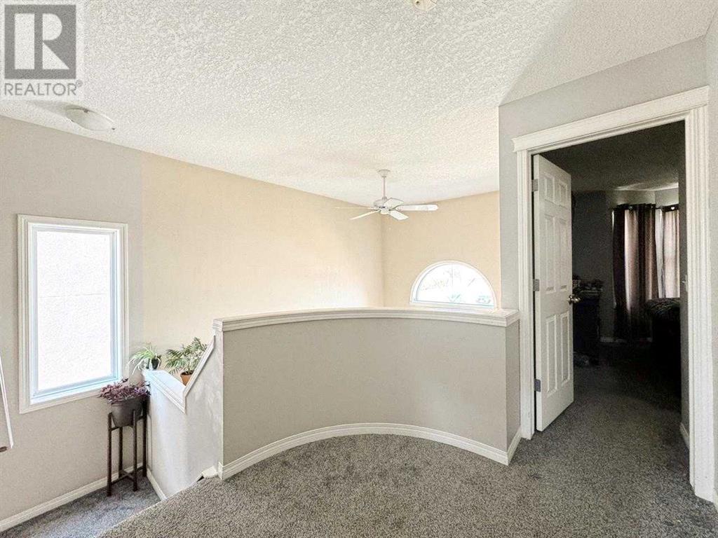 Single Family House for Sale in  Saddlebrook Gardens NE Saddle Ridge Calgary 