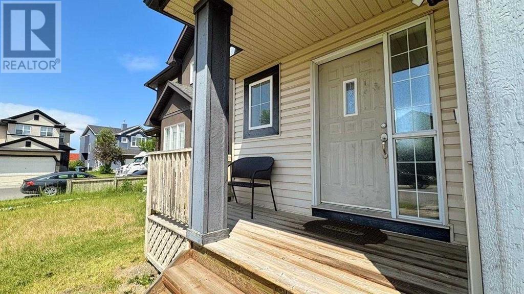 Single Family House for Sale in  Saddlebrook Gardens NE Saddle Ridge Calgary 