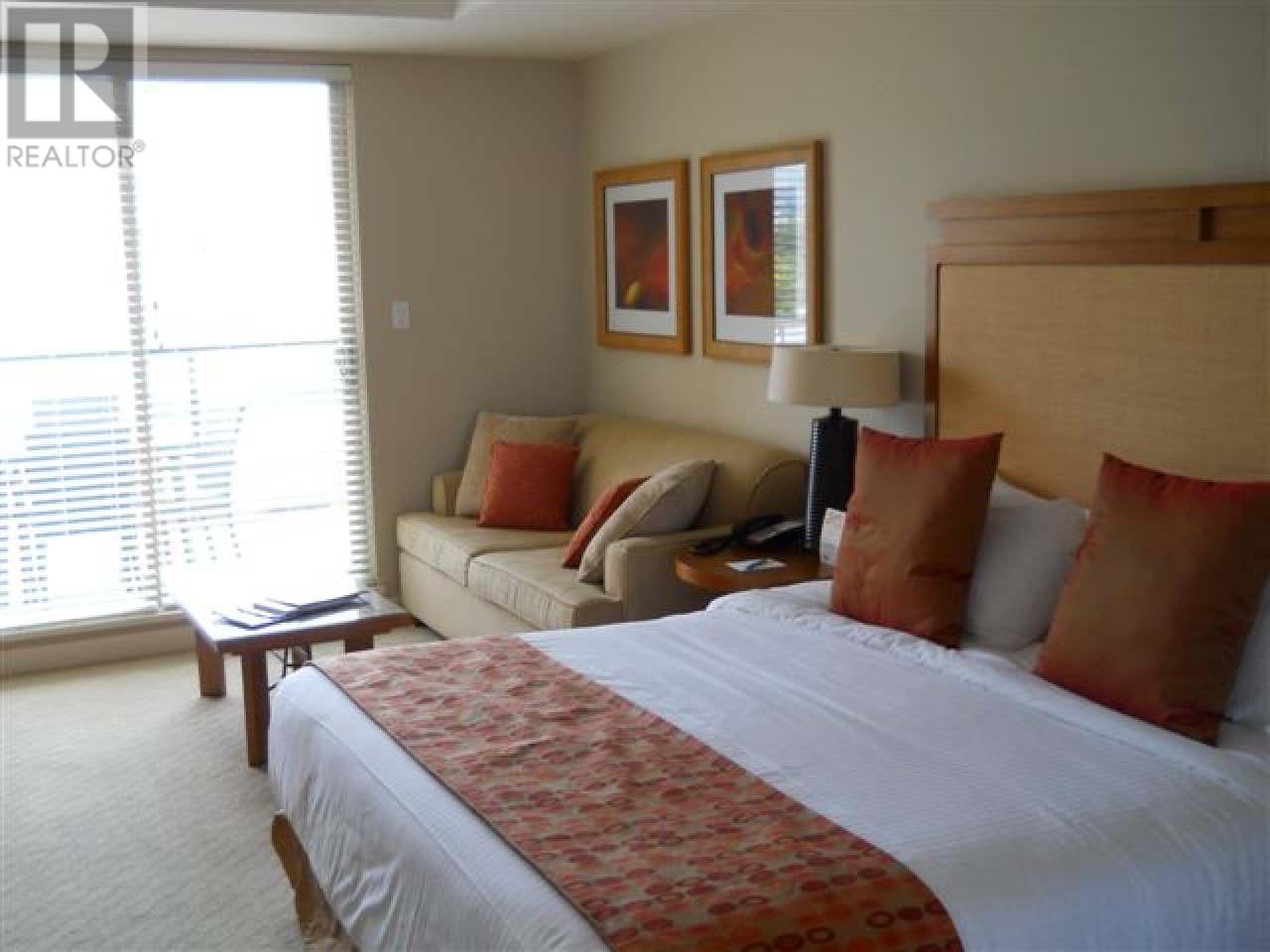 15 PARK Place Unit# 213, Osoyoos
