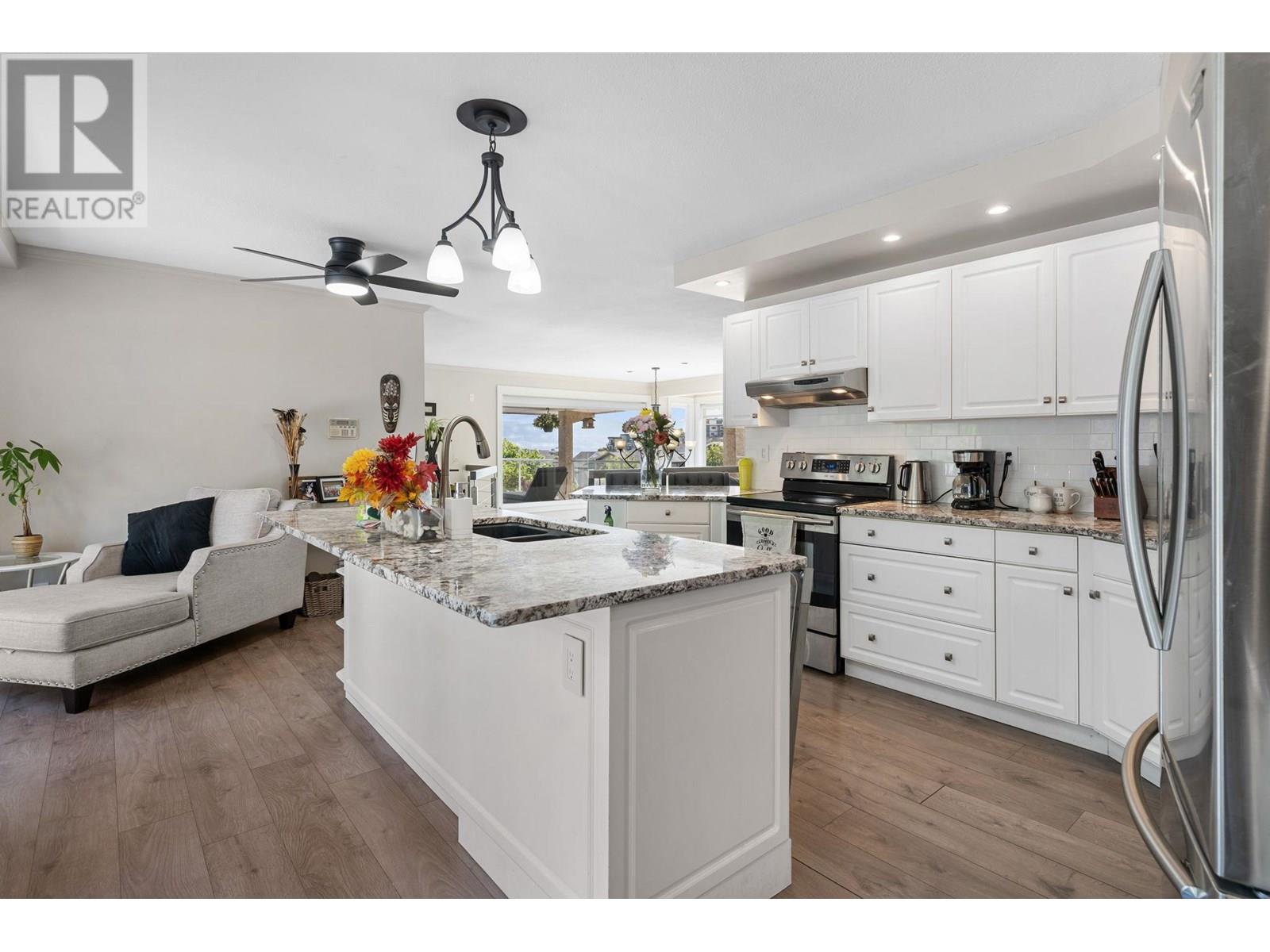 607 CLIFTON ROAD S - Image 16
