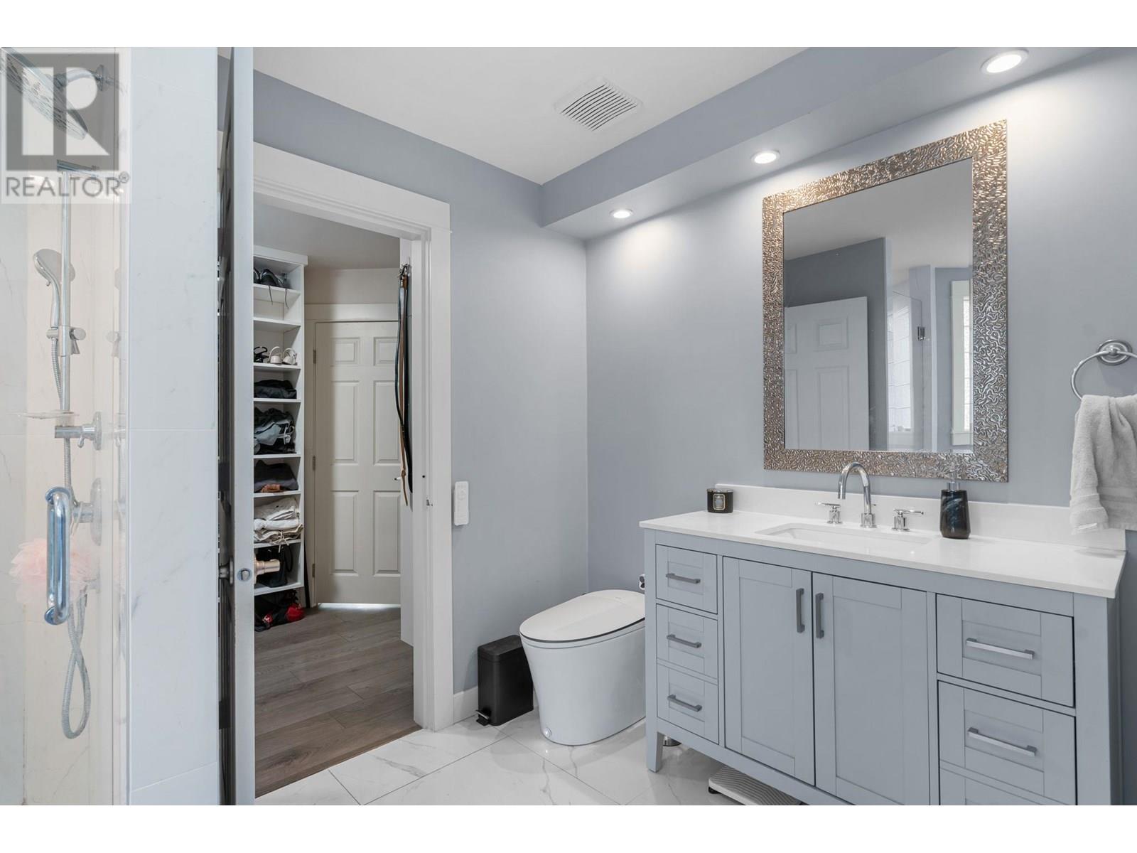 607 CLIFTON ROAD S - Image 20