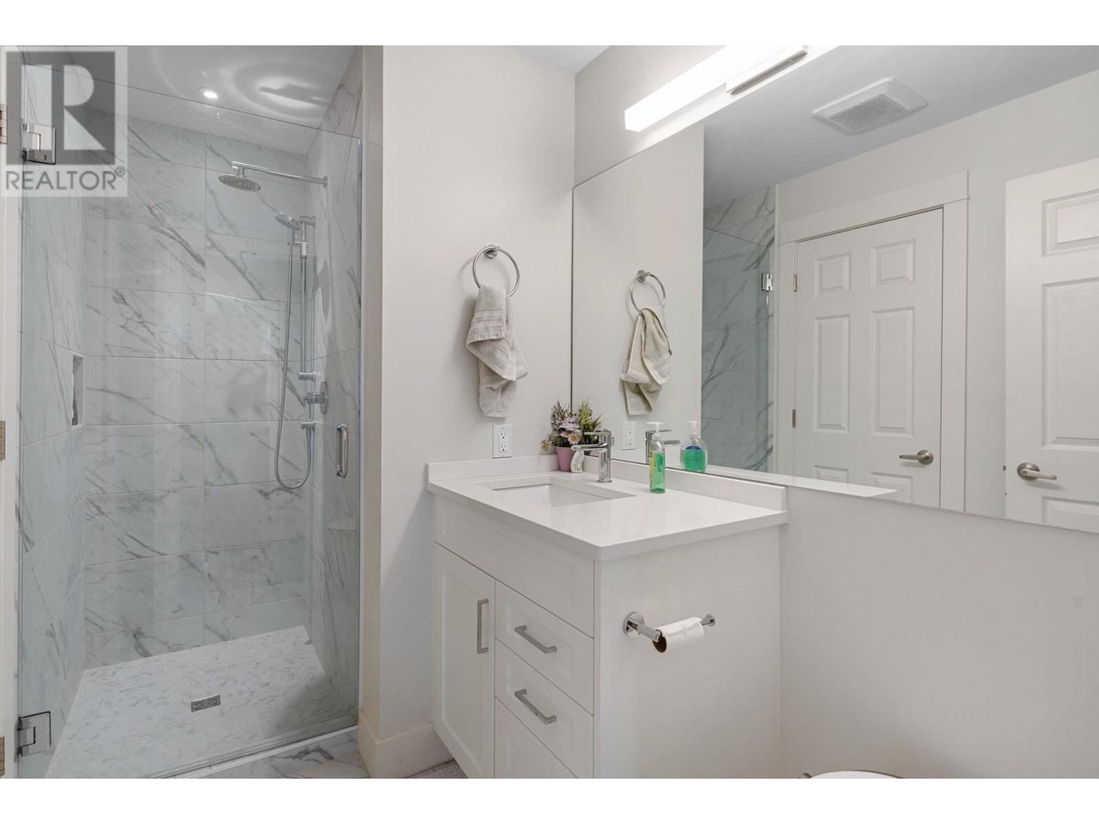 607 CLIFTON ROAD S - Image 26