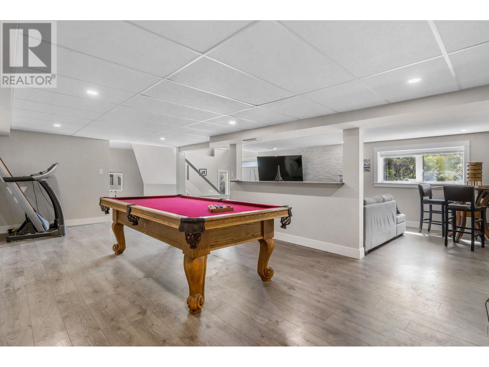 607 CLIFTON ROAD S - Image 29