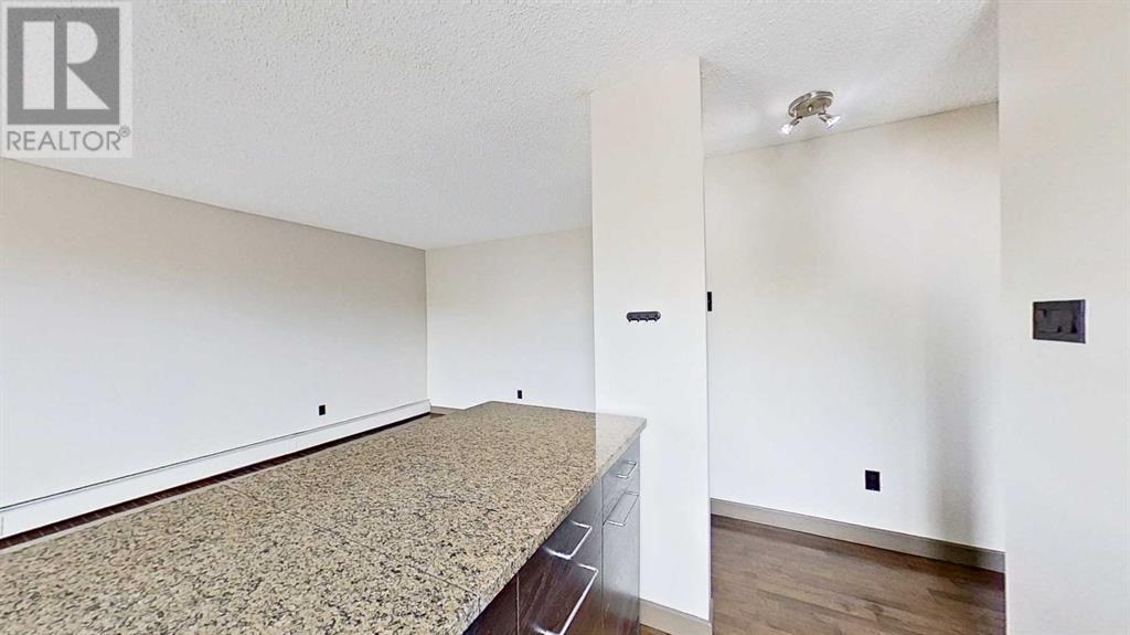 Single Family House for Sale in    Avenue SW Sunalta Calgary 