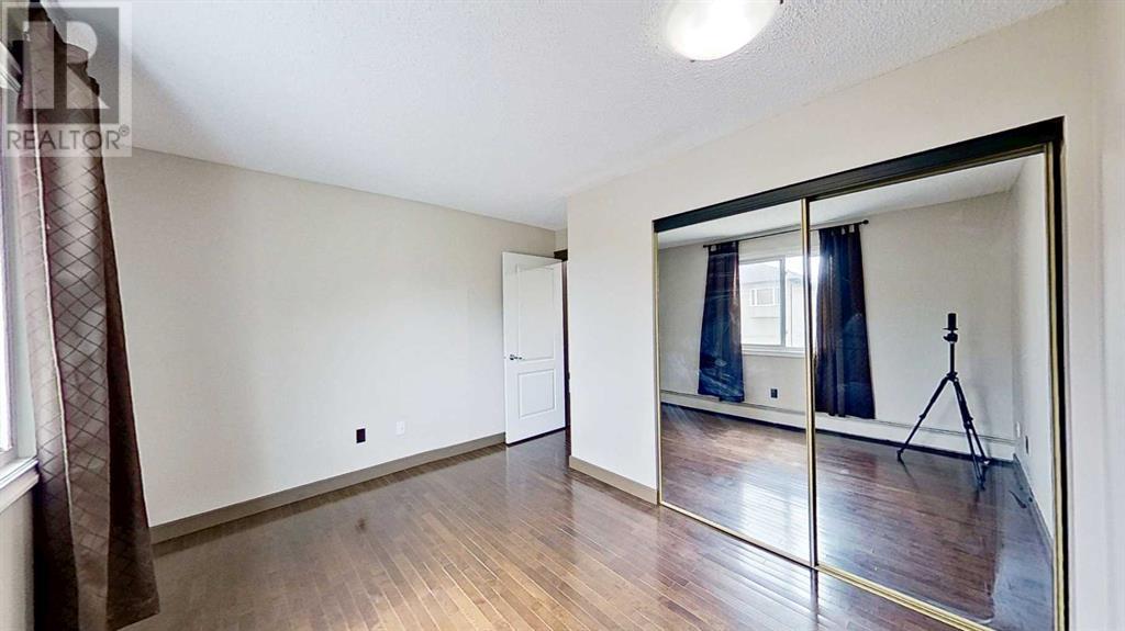 Single Family House for Sale in    Avenue SW Sunalta Calgary 