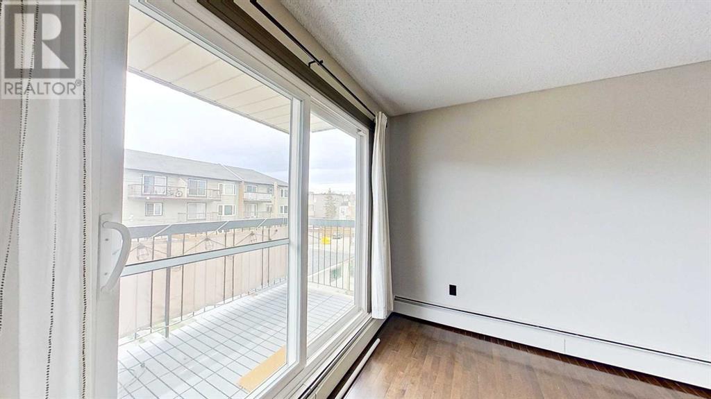 Single Family House for Sale in    Avenue SW Sunalta Calgary 