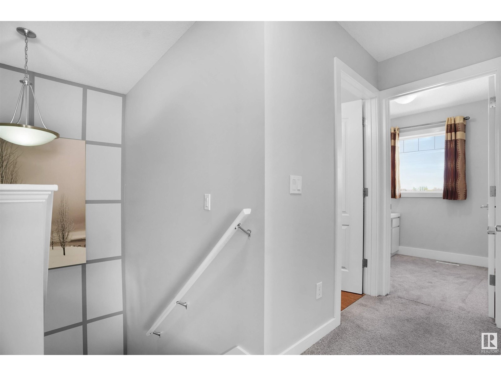 Photo 36 of 3363 16 B Av Nw, Edmonton AB