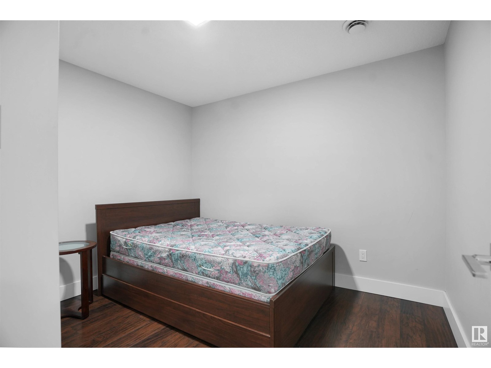 Photo 56 of 3363 16 B Av Nw, Edmonton AB