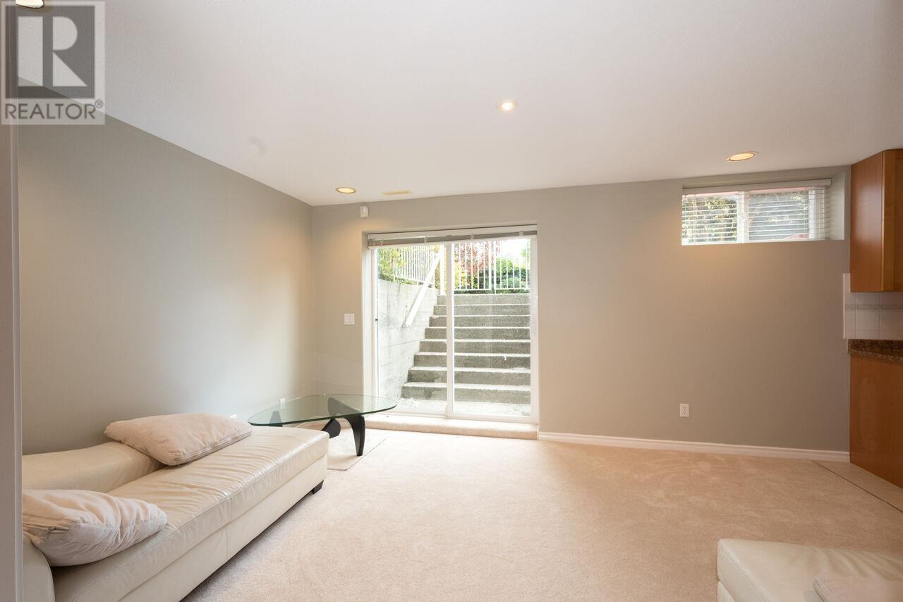 Photo 12 of 1273 Eldon Road, North Vancouver BC