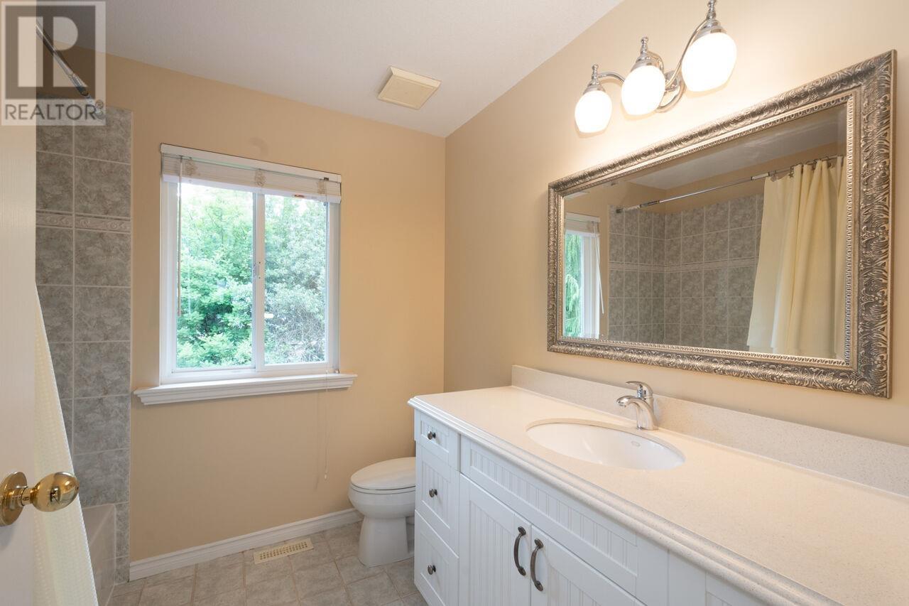 Photo 26 of 1273 Eldon Road, North Vancouver BC