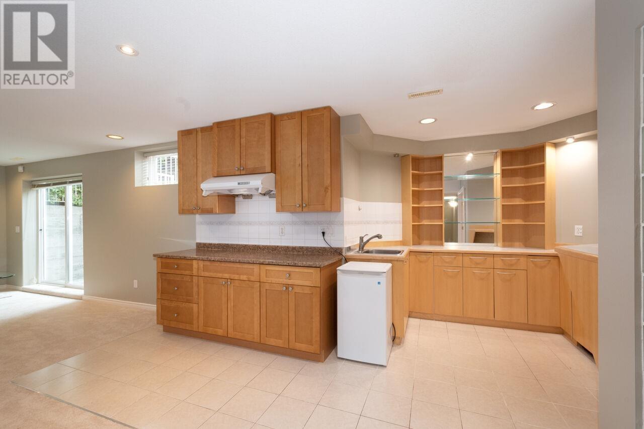 Photo 37 of 1273 Eldon Road, North Vancouver BC