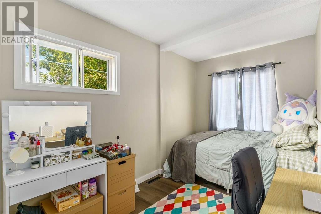 Single Family House Bungalow for Sale in   Street NE Highland Park Calgary 