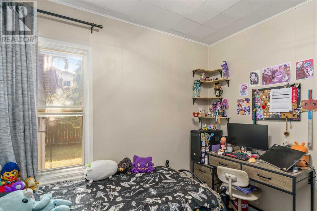 Single Family House Bungalow for Sale in   Street NE Highland Park Calgary 