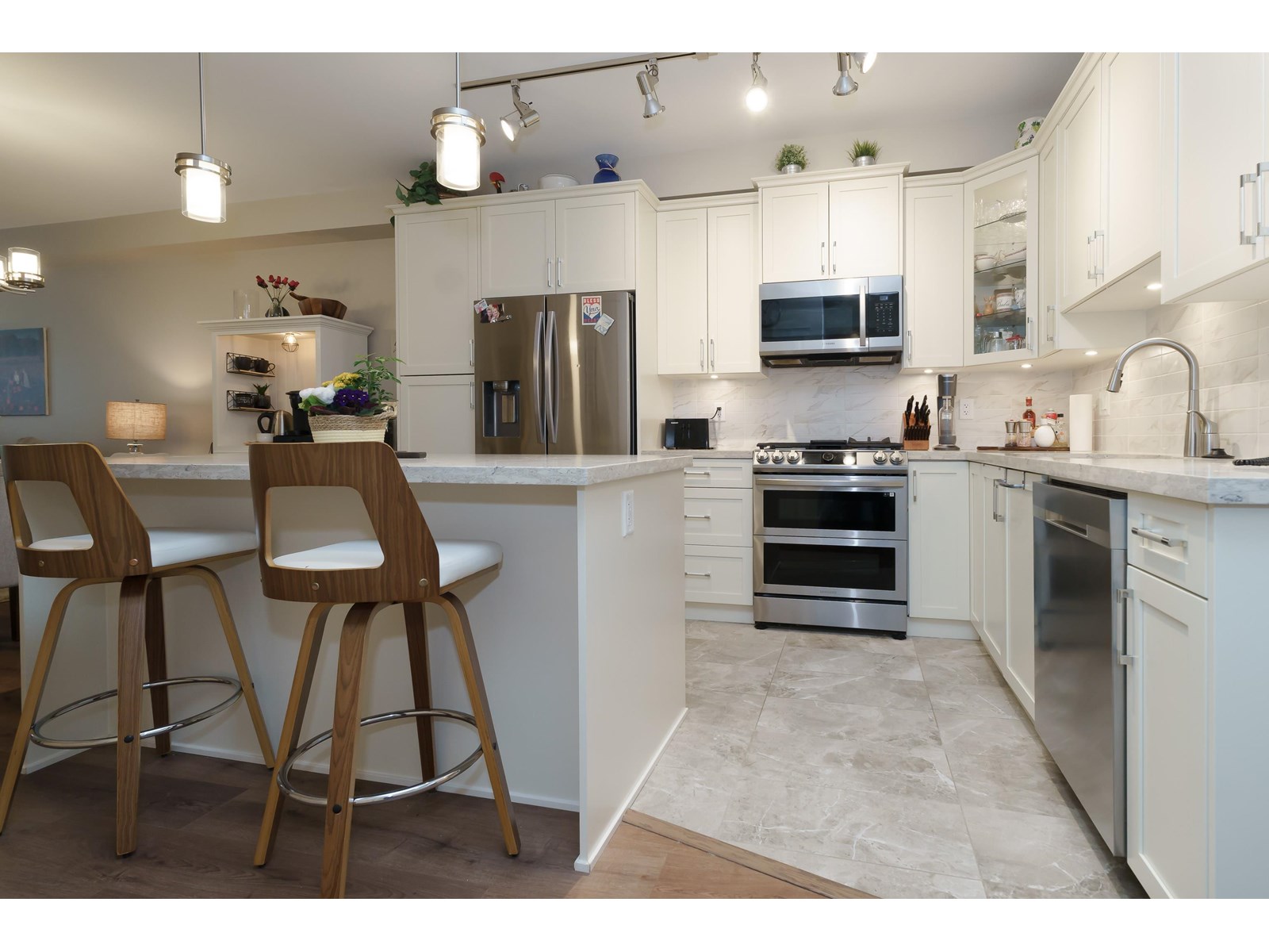 Photo 2 of 104 8538 203 A Street, Langley BC