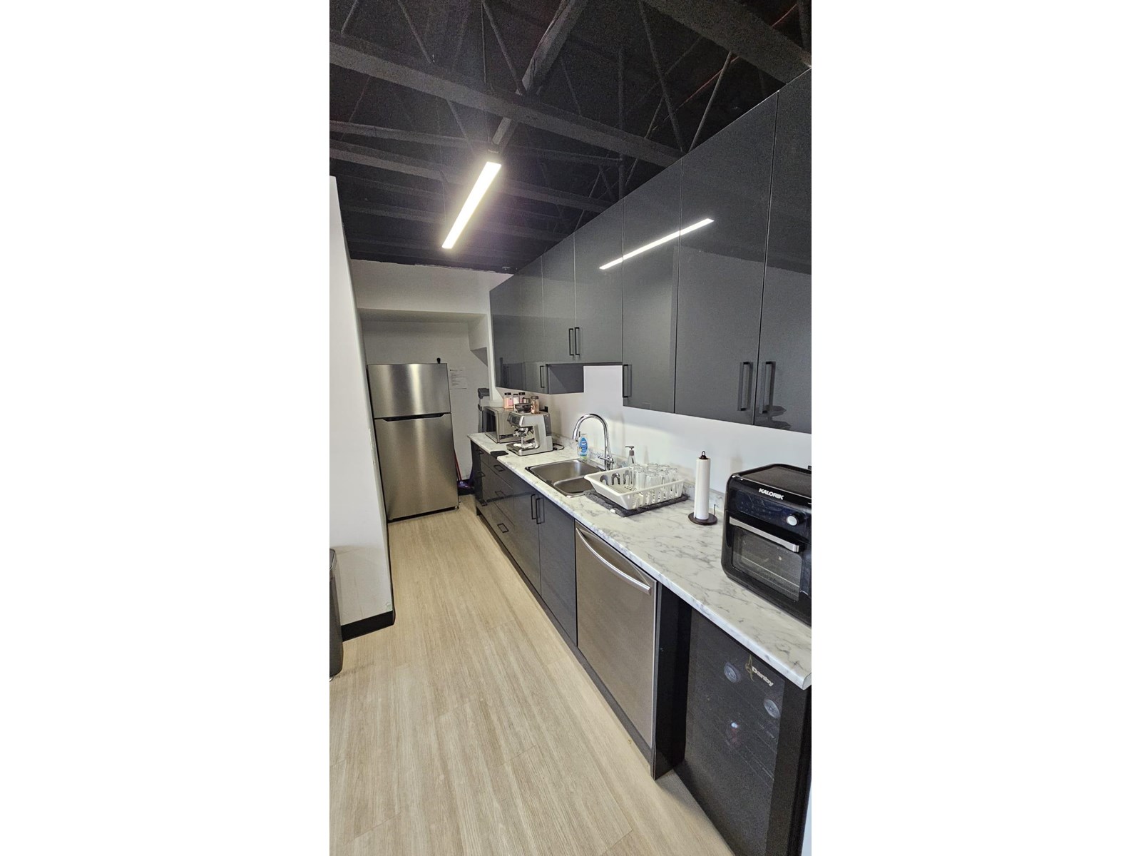 Photo 15 of 5780 176 A Street, Surrey BC
