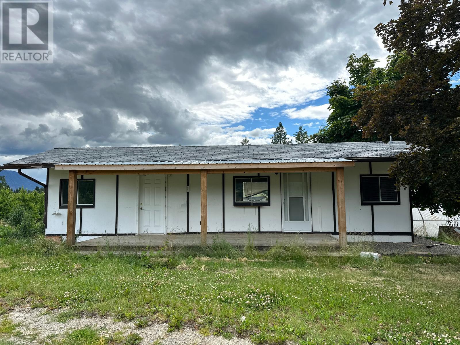 Photo 3 of 2103 Erickson Road, Creston BC