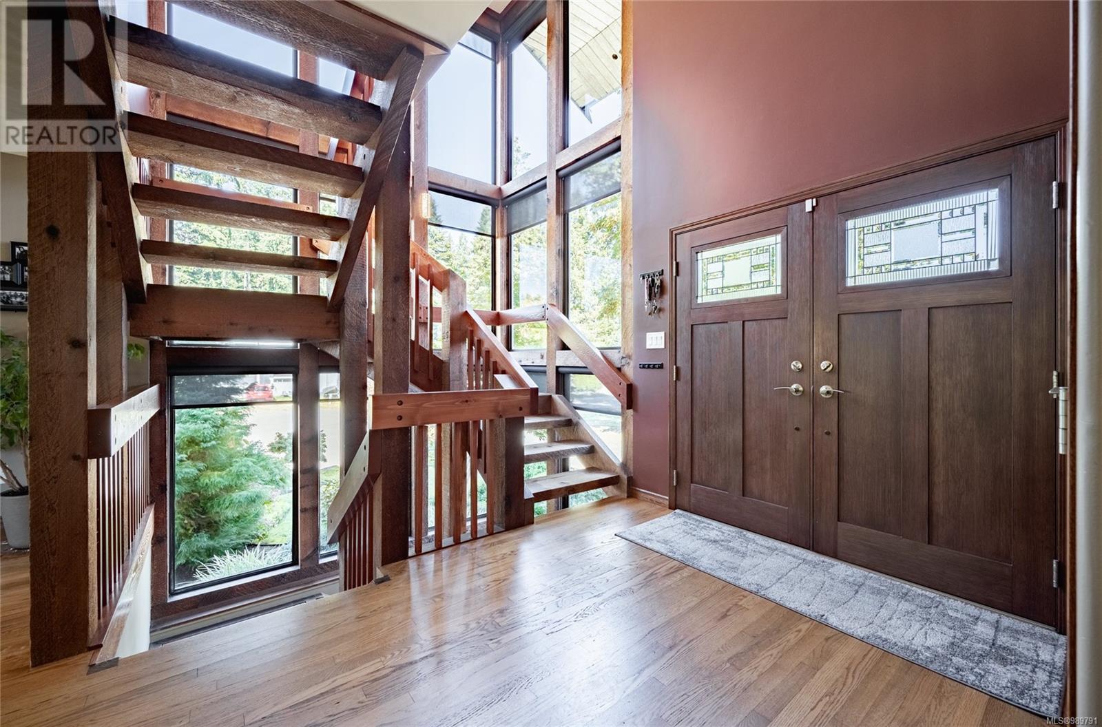 2107 Ebert Rd, Campbell River real estate listing 989791