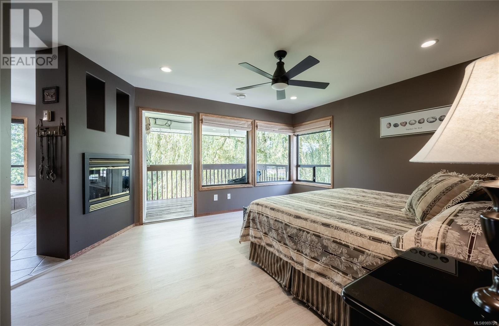 2107 Ebert Rd, Campbell River real estate listing 989791