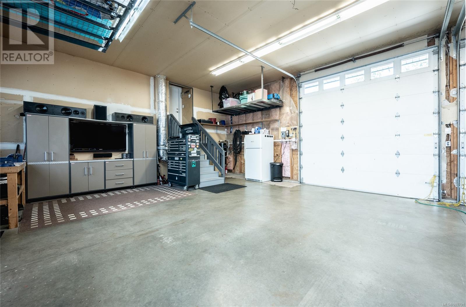 2107 Ebert Rd, Campbell River real estate listing 989791