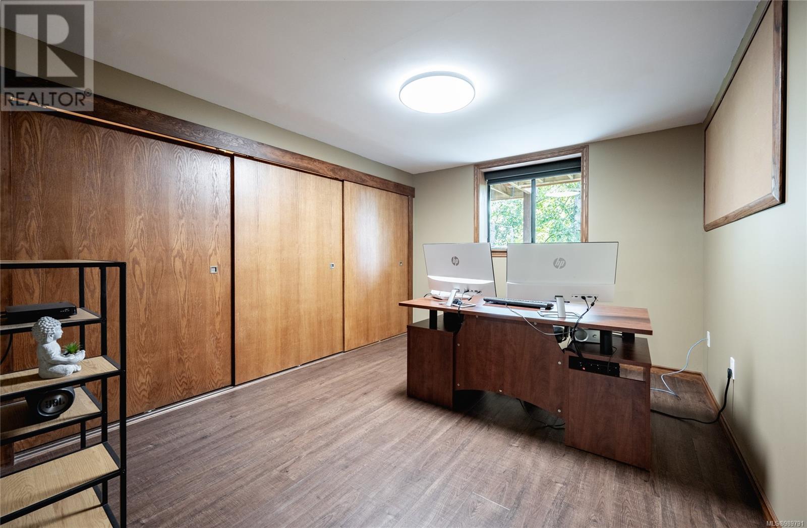 2107 Ebert Rd, Campbell River real estate listing 989791