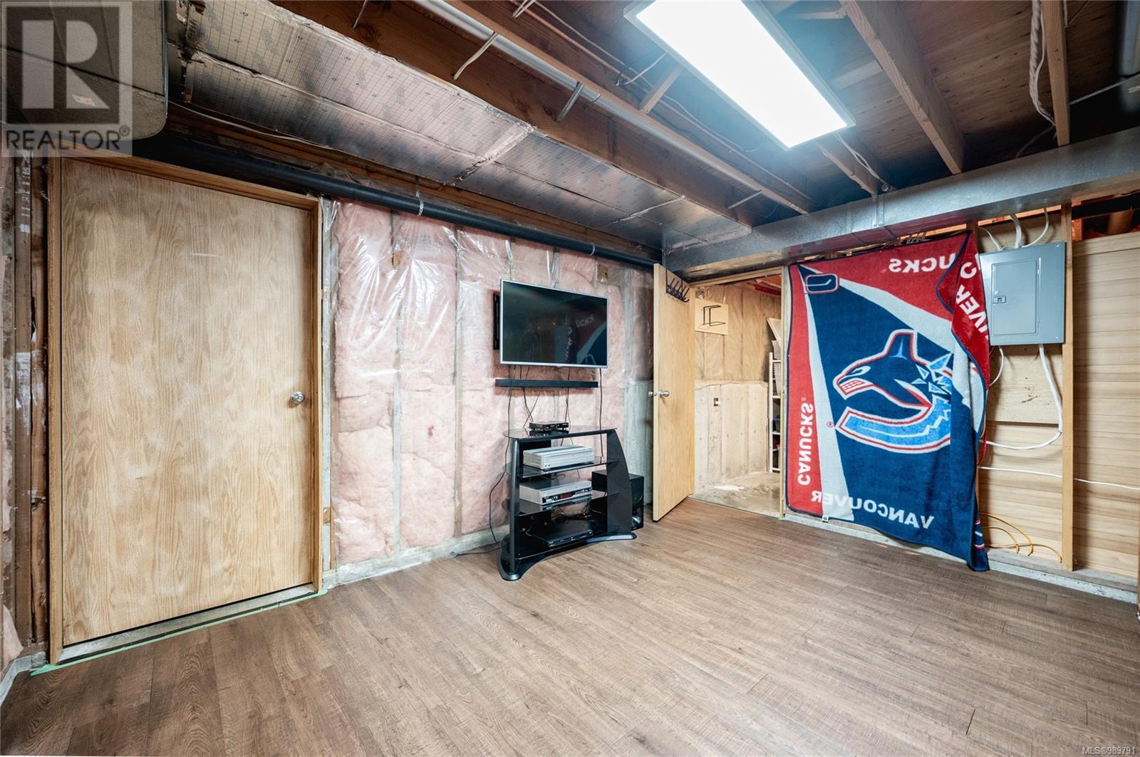 2107 Ebert Rd, Campbell River real estate listing 989791
