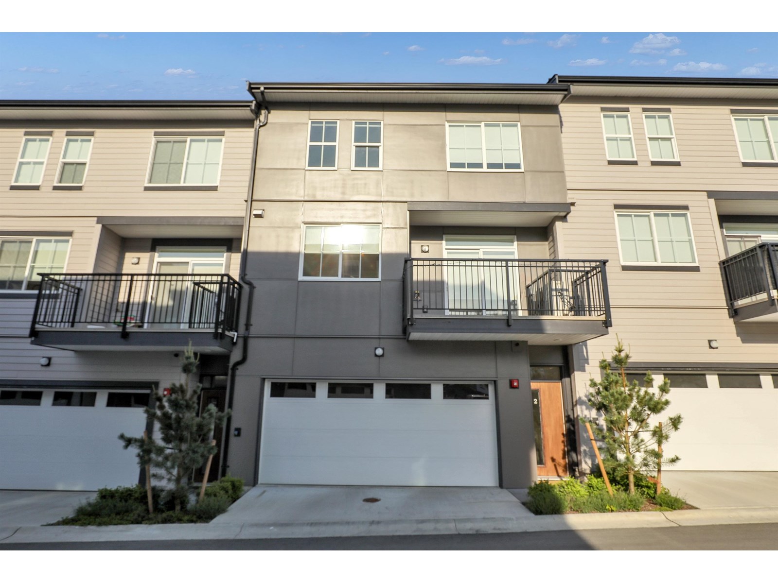 Photo 7 of 2 7635 198 B Street, Langley BC