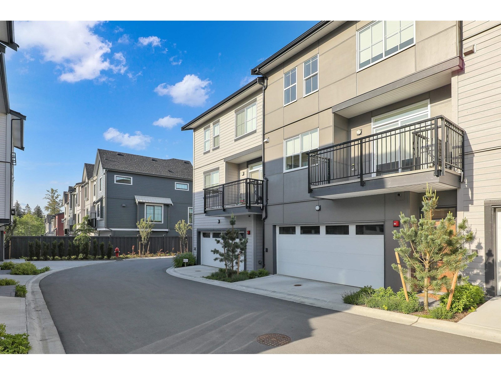 Photo 8 of 2 7635 198 B Street, Langley BC