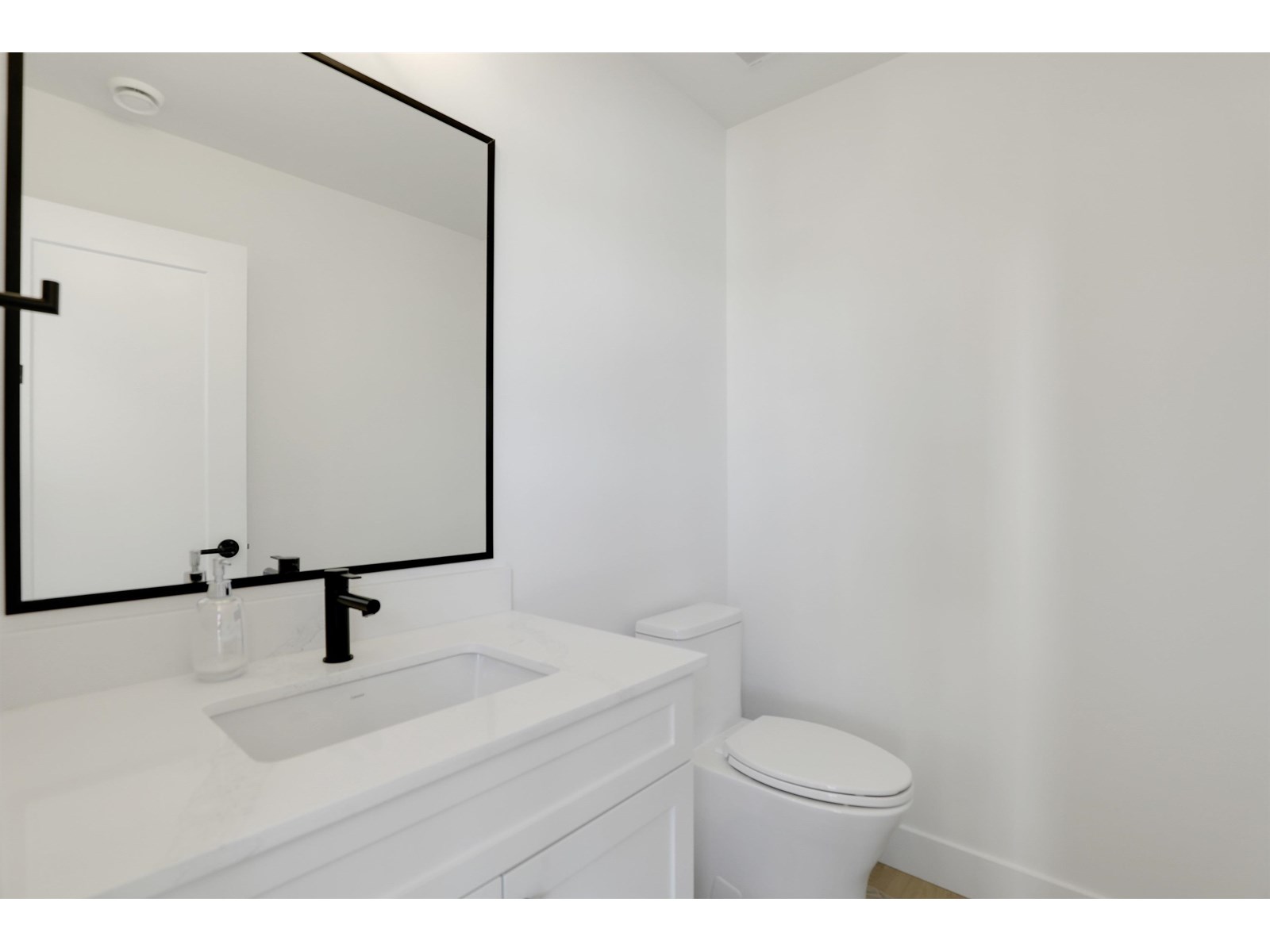Photo 29 of 2 7635 198 B Street, Langley BC
