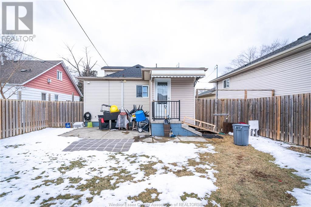 Photo 13 of 2546 Lloyd George Boulevard, Windsor ON