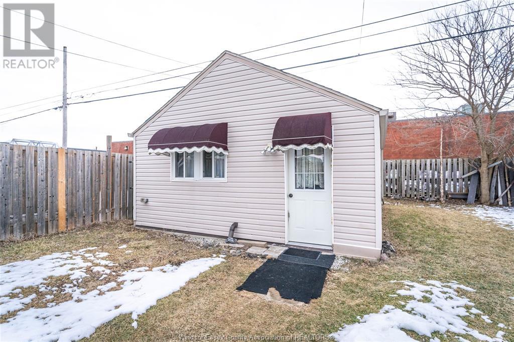 Photo 16 of 2546 Lloyd George Boulevard, Windsor ON