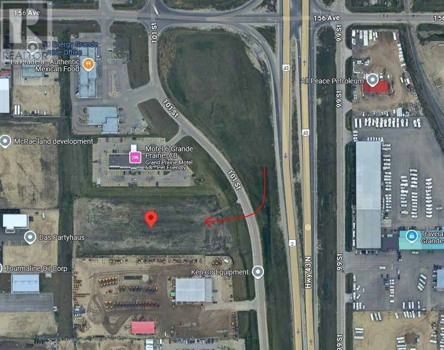 Photo 4 of 15302 101 Street, Clairmont AB