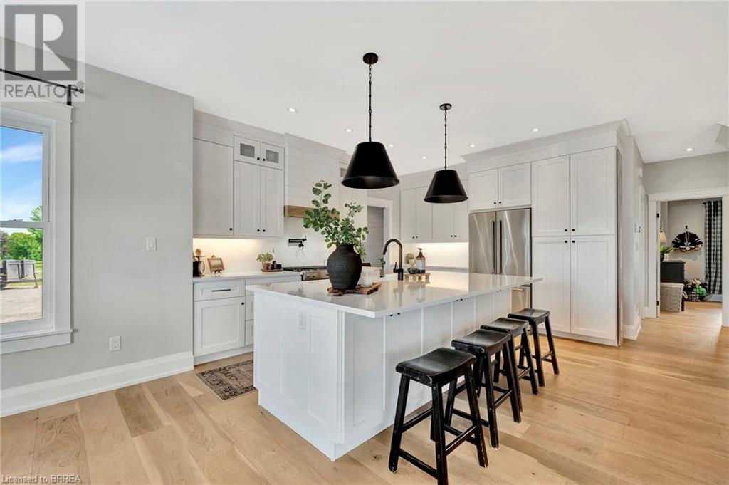 Photo 26 of 61 Hammond Road, Brantford ON