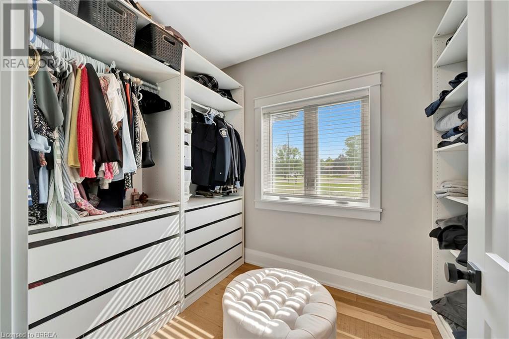 Photo 18 of 61 Hammond Road, Brantford ON
