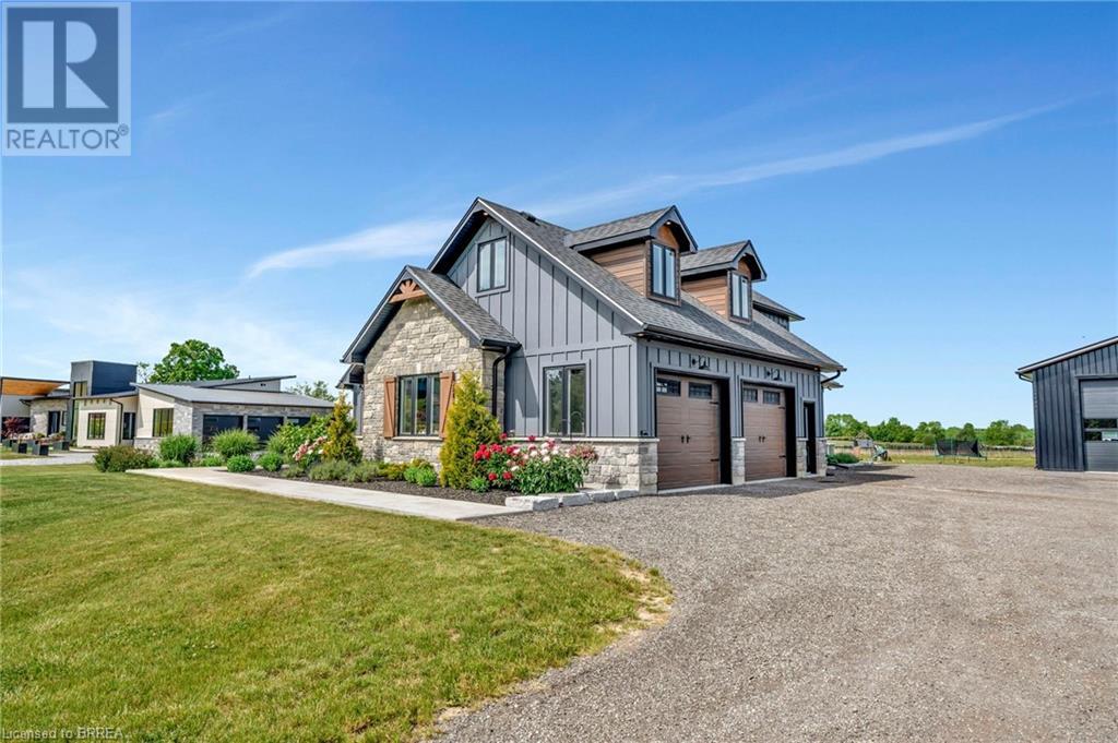 Photo 5 of 61 Hammond Road, Brantford ON