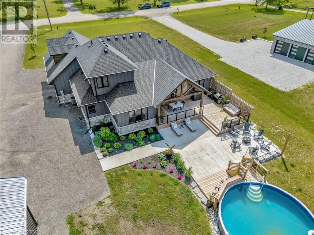 Photo 11 of 61 Hammond Road, Brantford ON