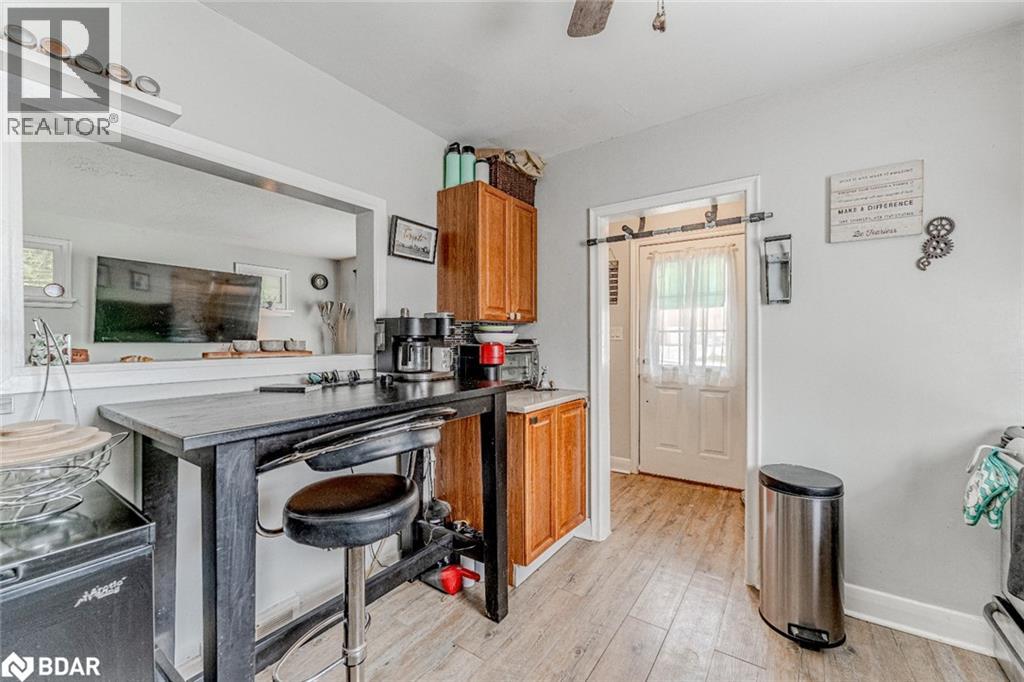 Photo 6 of 114 Maple Avenue, Barrie ON