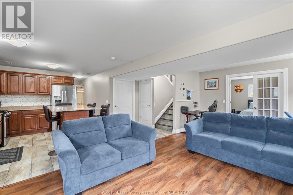 Photo 13 of 859 Southwood Drive, Lakeshore ON