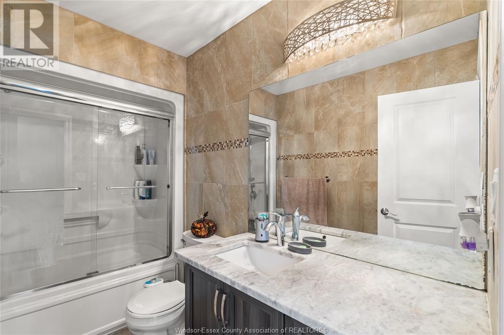 Photo 14 of 859 Southwood Drive, Lakeshore ON