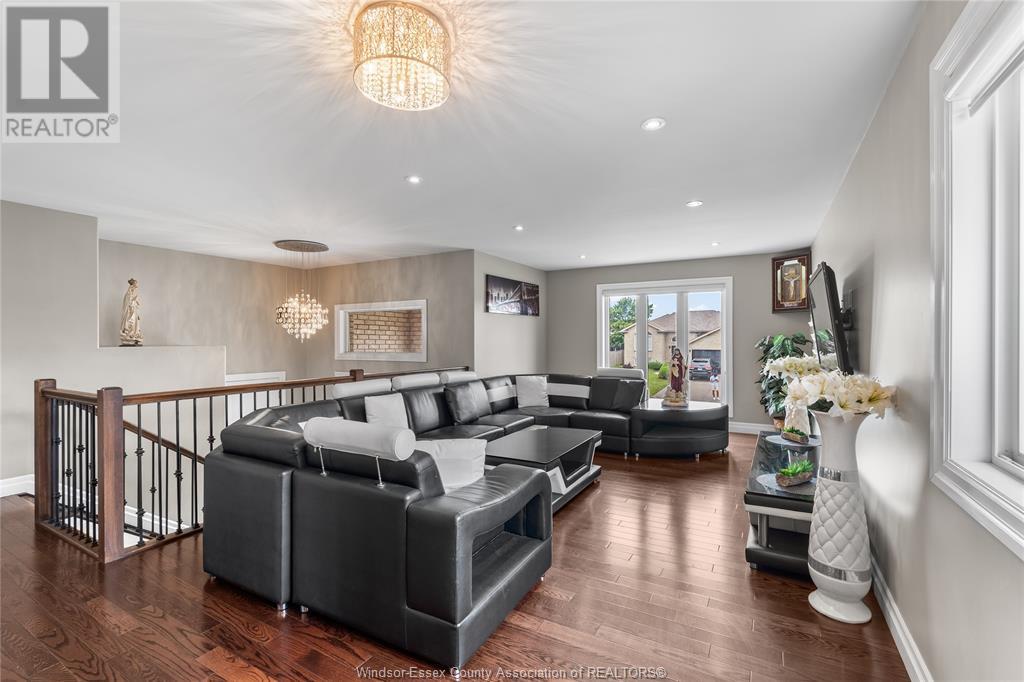Photo 20 of 859 Southwood Drive, Lakeshore ON